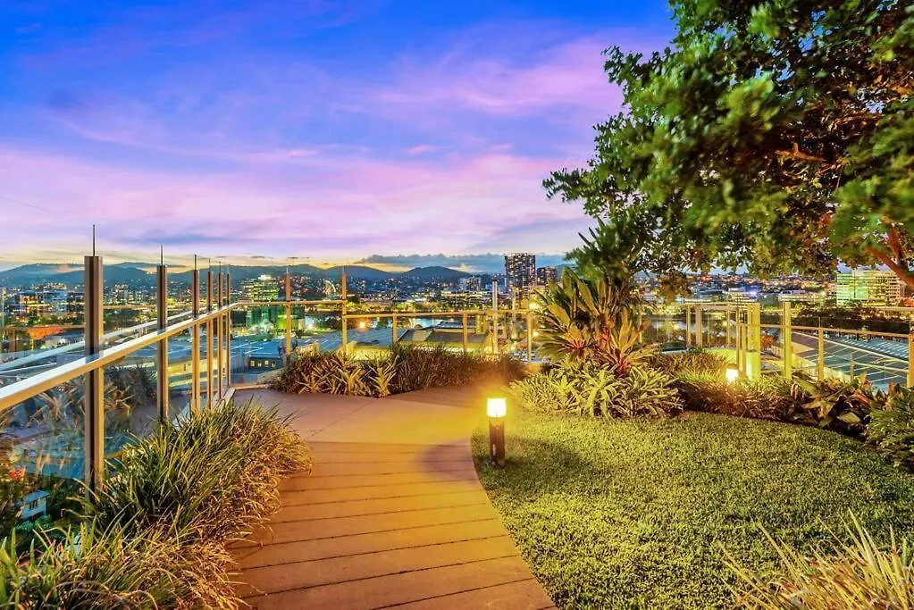 Διαμέρισμα View From The Top ~ 2Bed, 2Bath, 2Parking, Balcony Μπρίσμπεϊν Αυστραλία